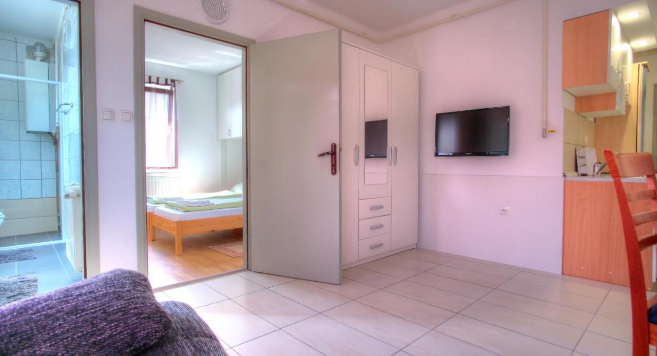 Bokun Apartments II Sisak Buitenkant foto